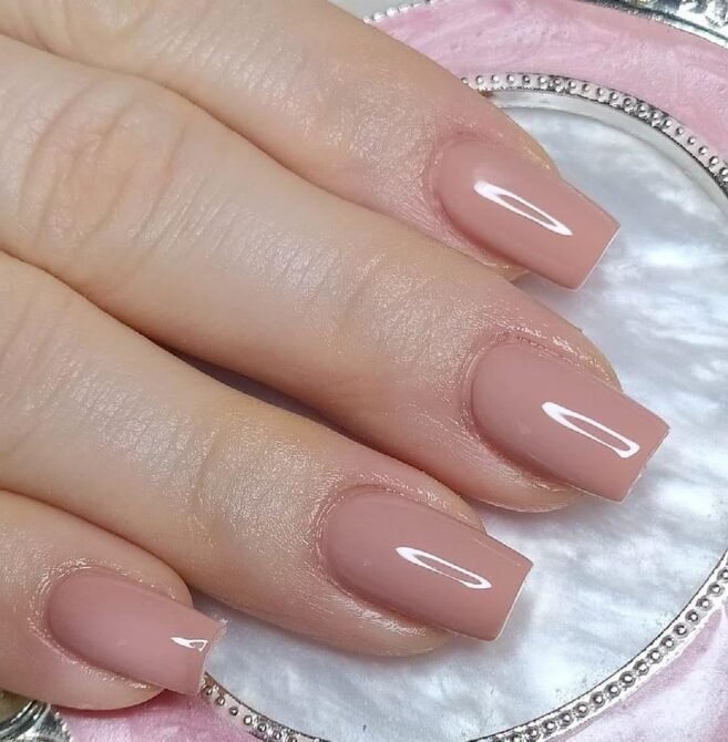 02-2 Unhas Elegantes: 25 Inspirações Sofisticadas, Delicadas e Fáceis de Combinar
