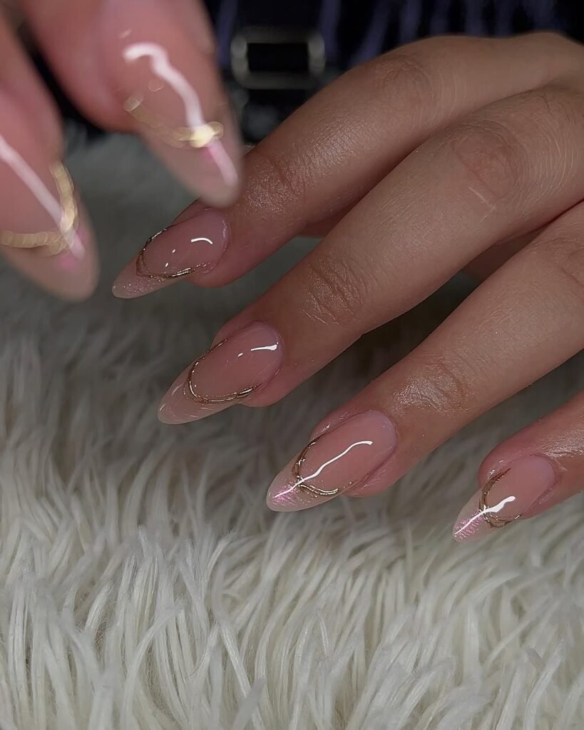 Unhas-Elegantes-13-819x1024 Unhas Elegantes: 25 Inspirações Sofisticadas, Delicadas e Fáceis de Combinar