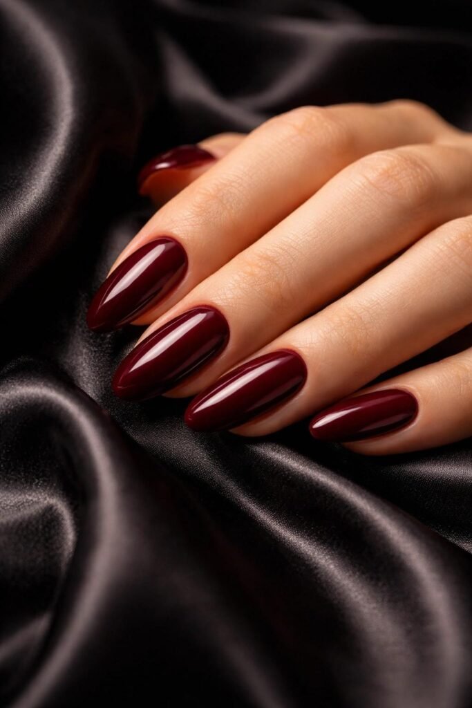 unhas-vermelhas-Unhas-vinho-5-683x1024 Unhas Elegantes: 25 Inspirações Sofisticadas, Delicadas e Fáceis de Combinar