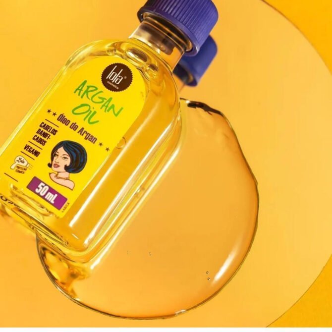 Oleo-Capilar-Lola-Cosmetics-Argan-Oil-para-Nutricao-1 Óleo de Argan Reparador 50ml para Cabelos Secos, Ressecados e Danificados: Como Usar e Quais os Benefícios