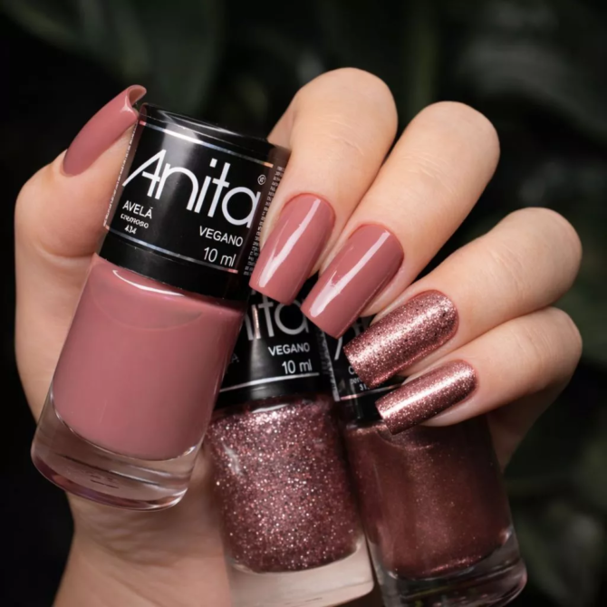 image-41 Unhas Nude Elegantes: 20 Ideias Atemporais para Todas as Ocasiões