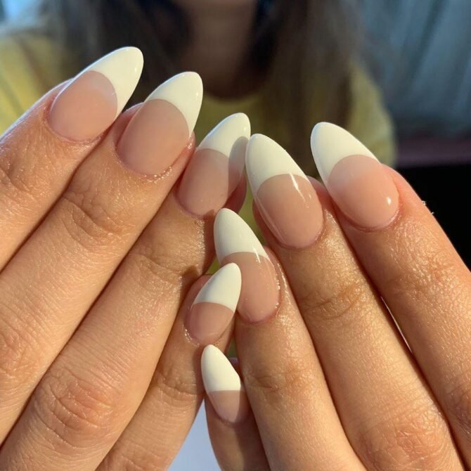 Deep-French-1 Unhas Francesinhas: 20 Ideias Elegantes para Usar em Diferentes Ocasiões