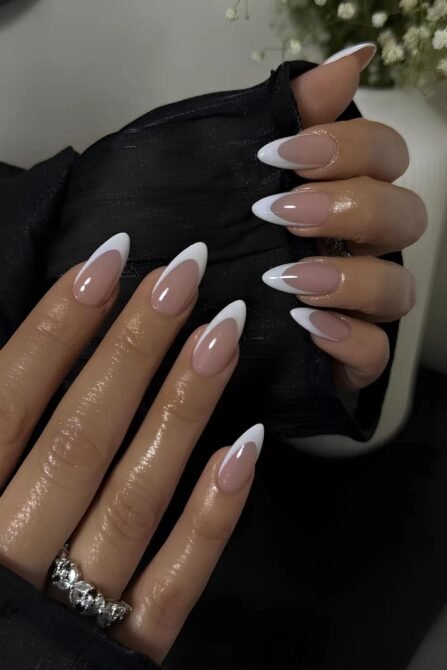Deep-French-3 Unhas Francesinhas: 20 Ideias Elegantes para Usar em Diferentes Ocasiões