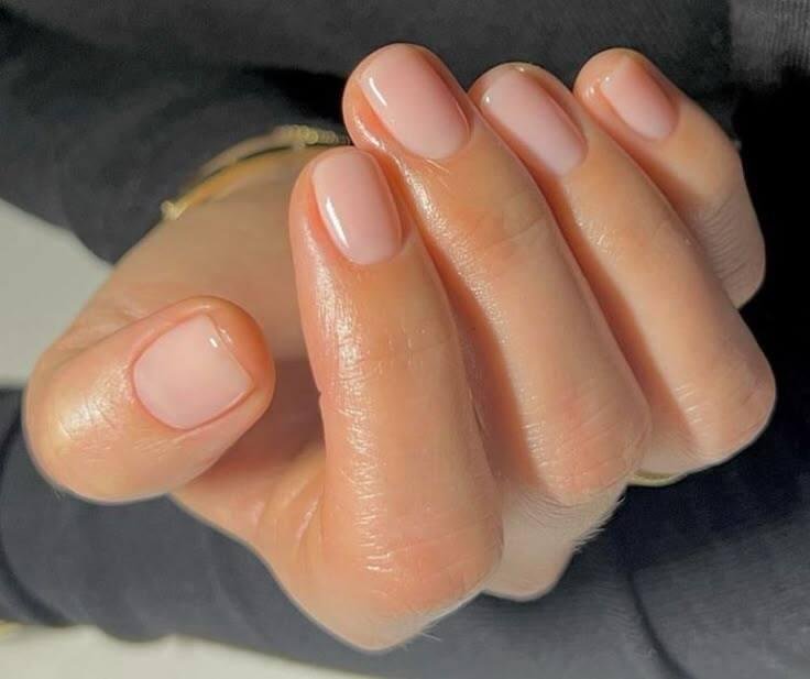 Unhas-curtas-arredondadas-3 Unhas Curtas: 20 Ideias Elegantes e Fáceis para se Inspirar