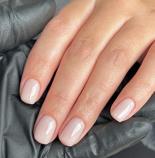 Unhas-curtas-squoval-3 Unhas Curtas: 20 Ideias Elegantes e Fáceis para se Inspirar